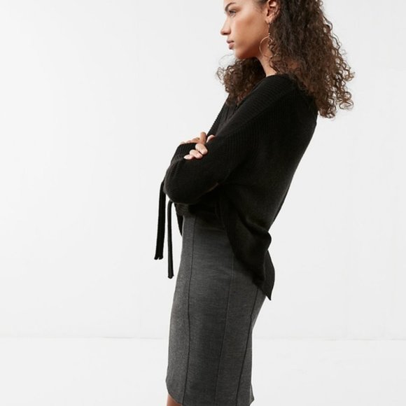 High Waisted Crosshatch Seamed Pencil Midi Skirt - Picture 2 of 4